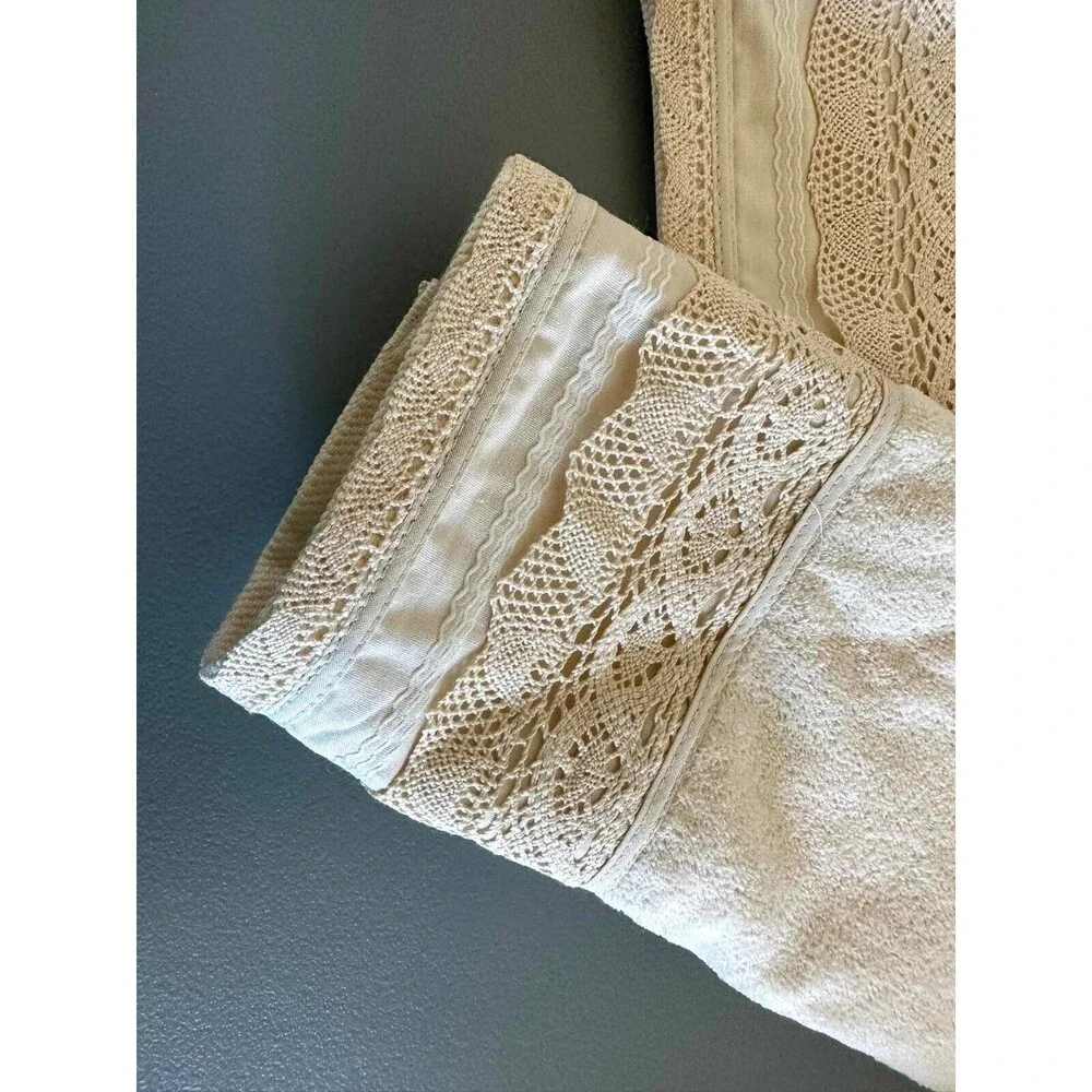 Vintage Hand Towel Set Teal With Lace With Embroidered Detail After Bath Luxury